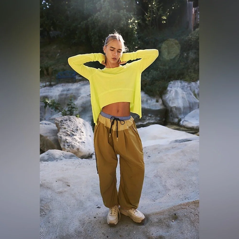 New! Free People Movement Spring Forward Pants ✨ RARE Color Combo✨ Large NWOT! - Picture 4 of 13